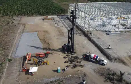Columnas de Inyección de Compactación (CIC) que funcionan como mejoramiento de suelos en Nave Frigorífica en Manzanillo, México